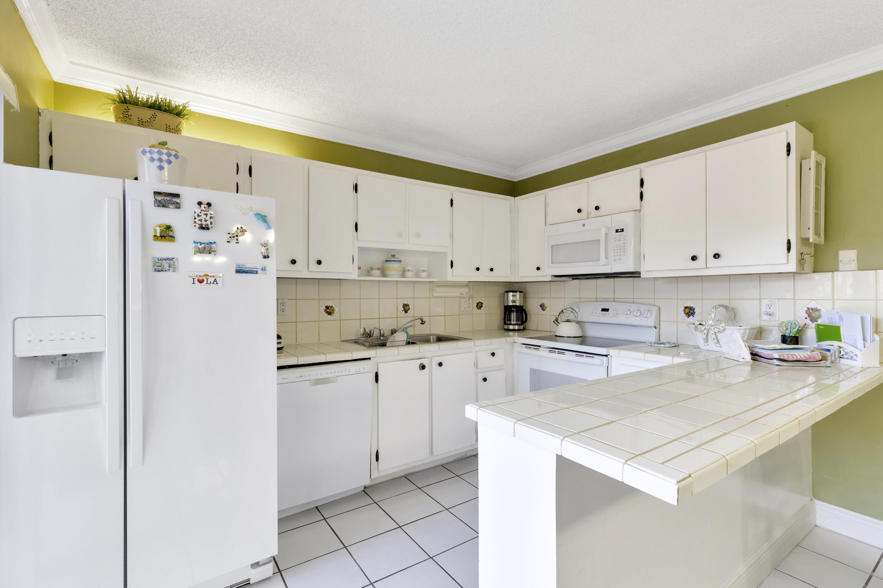 22236 Boca Rancho Drive, Unit D Boca Raton, FL 33428 - Photo 1 of 32 Kitchen