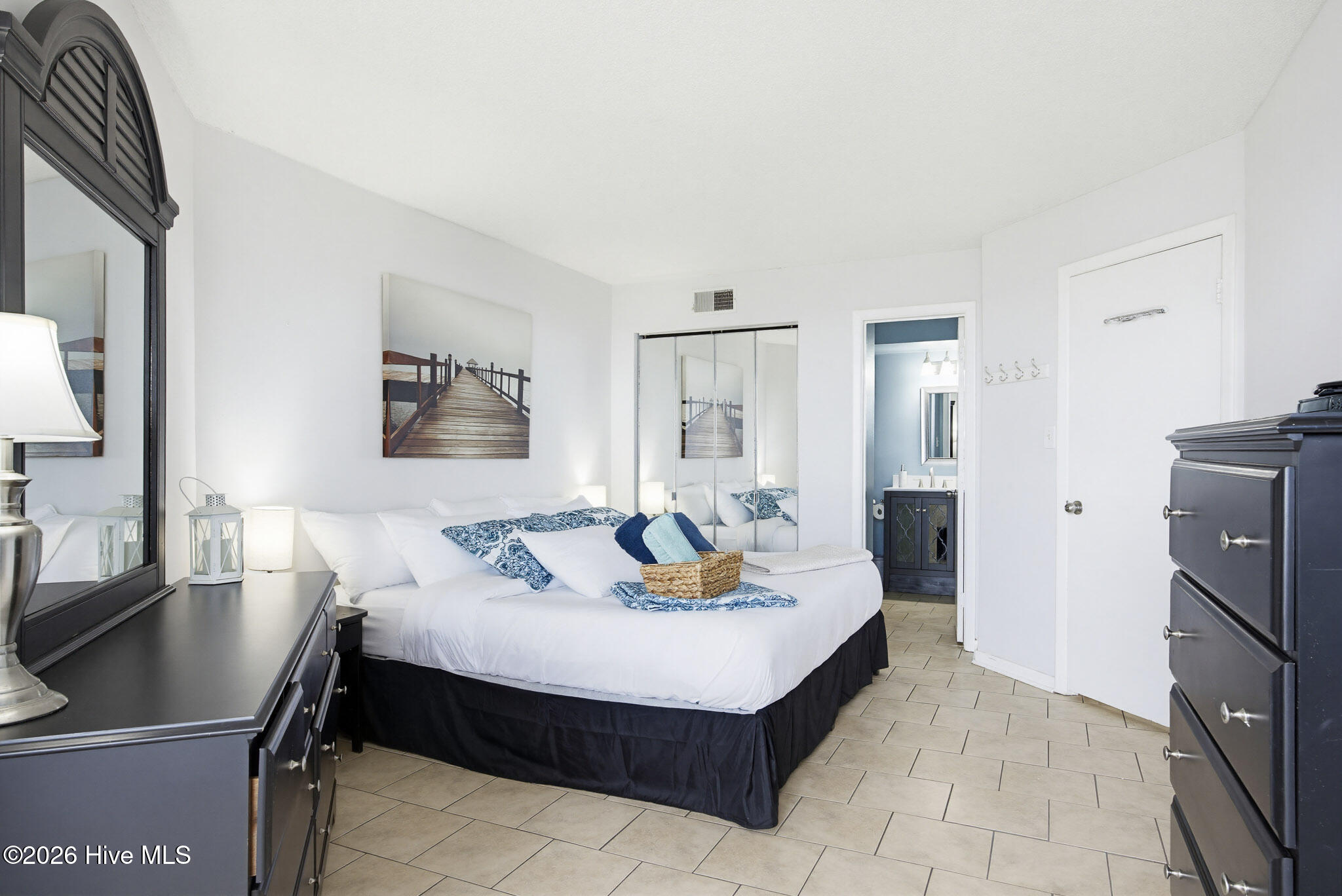 2000 New River Inlet Road, Unit 3211 North Topsail Beach, NC 28460 - Photo 20 of 62 3211 St. Regis - Interior - MLS_16