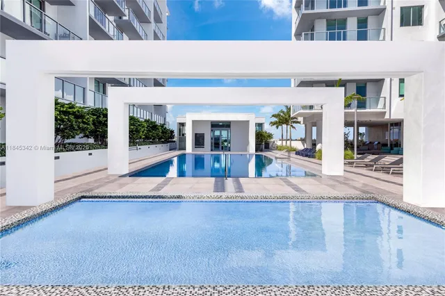 $650,000 | 3900 Biscayne Boulevard, Unit S400, Miami, FL 33137
