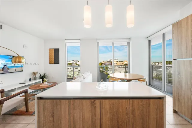 $650,000 | 3900 Biscayne Boulevard, Unit S400, Miami, FL 33137