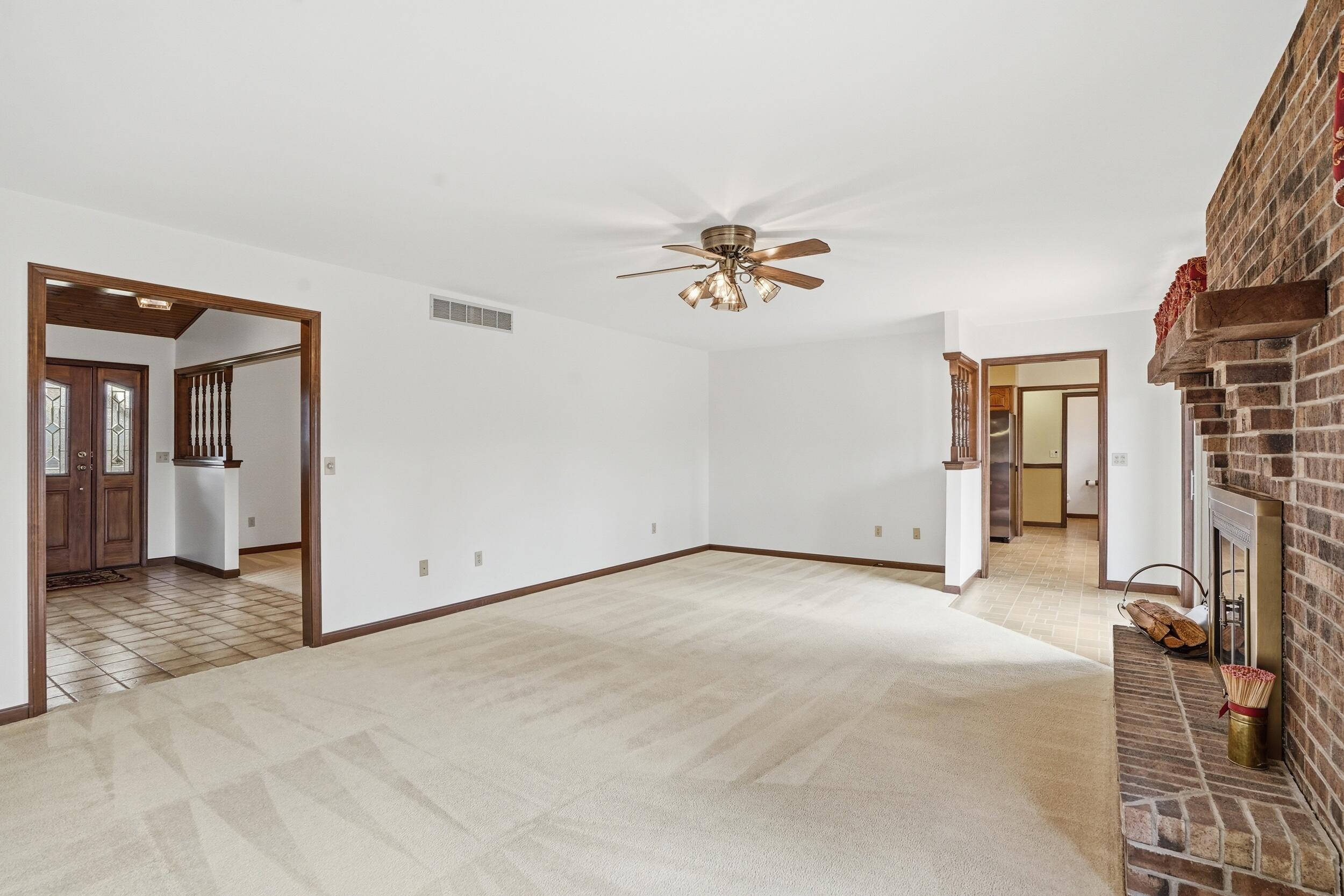 3921 Bonnie Drive Crown Point, IN 46307 - Photo 21 of 66 2500x1666