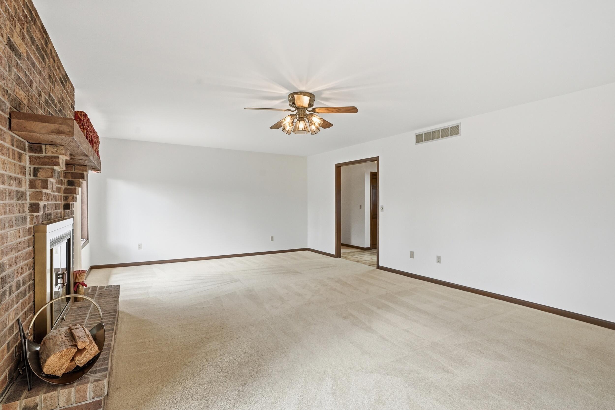 3921 Bonnie Drive Crown Point, IN 46307 - Photo 22 of 66 2500x1667