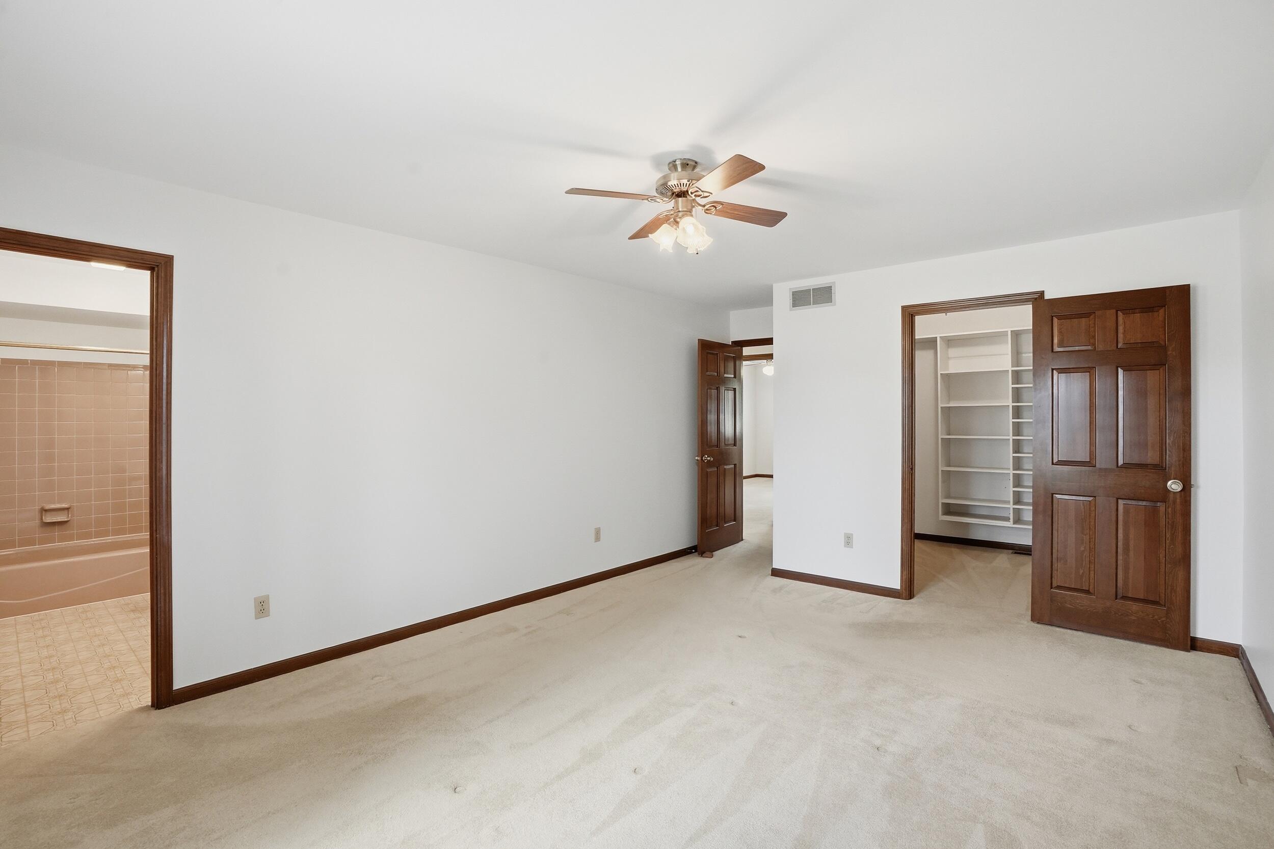 3921 Bonnie Drive Crown Point, IN 46307 - Photo 24 of 66 2500x1666