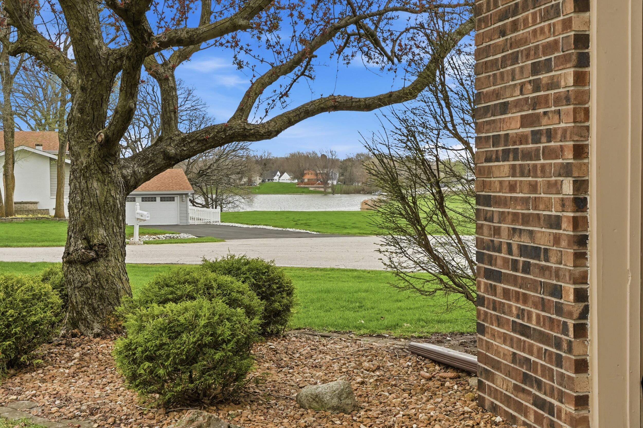 3921 Bonnie Drive Crown Point, IN 46307 - Photo 41 of 66 2500x1666
