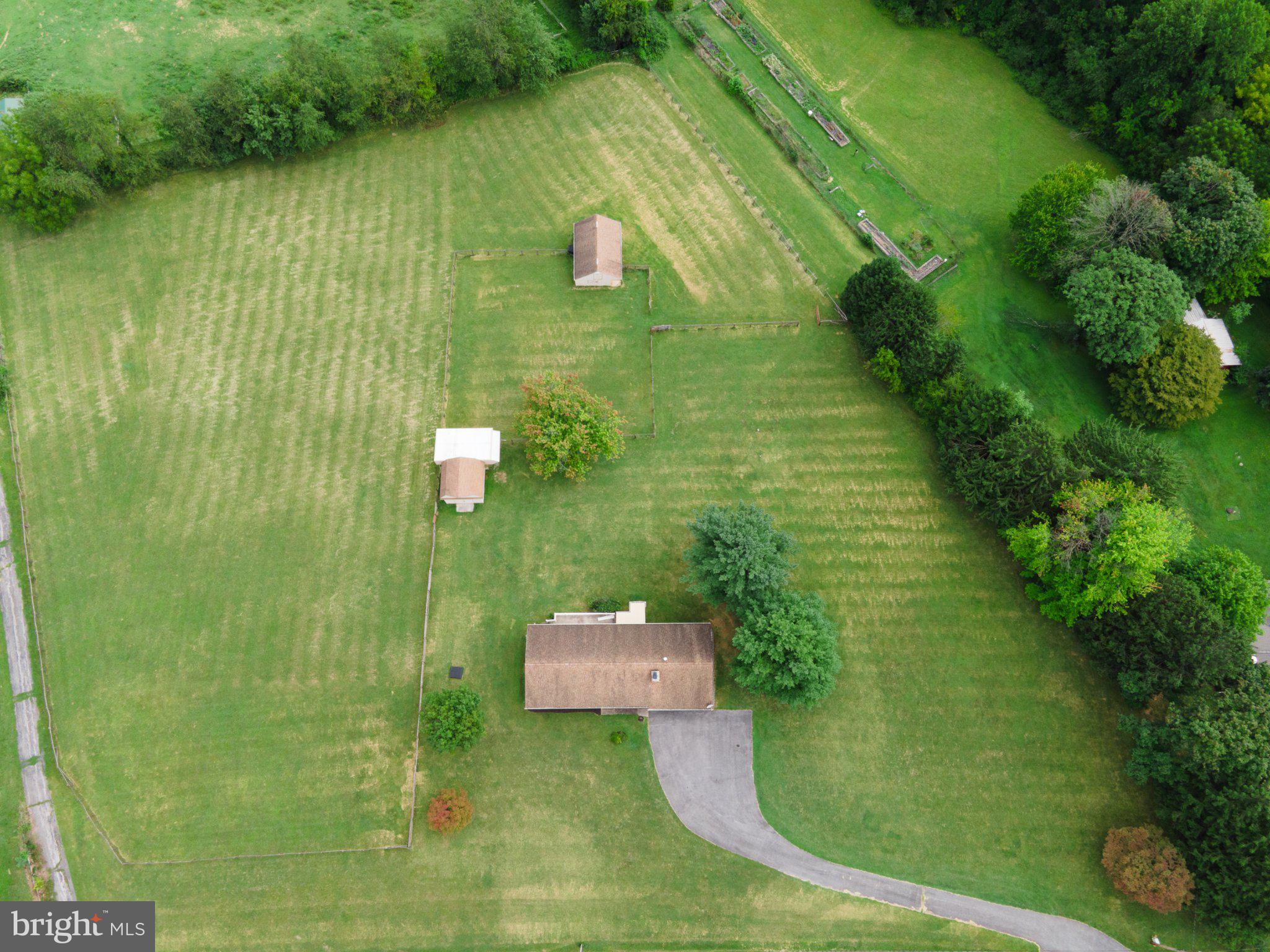 946 Stone Road Westminster, MD 21158 - Photo 15 of 16 Gallery Image 15