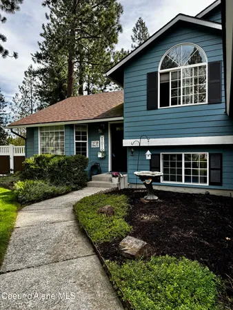 $575,000 | 101 Riverwood Court, Post Falls, ID 83854