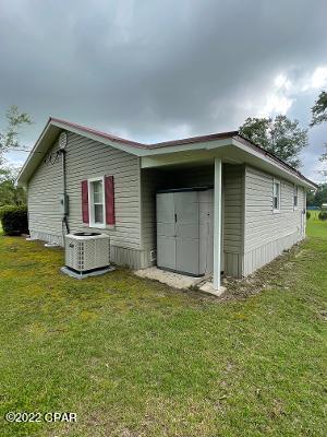 3887 Anders Road Caryville, FL 32427 - Photo 4 of 26 Gallery Image 4