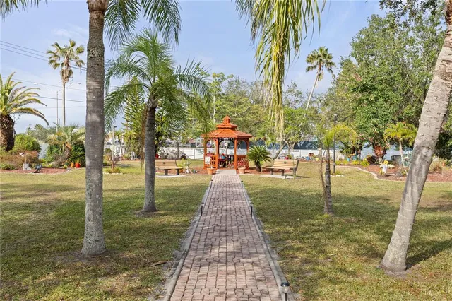 $180,000 | 1000 Kings Highway, Unit 274, Port Charlotte, FL 33980