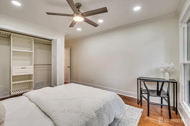 $575,000 | 145 Maplewood Court, Edison, NJ 08820