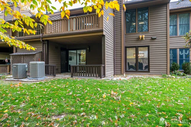 $575,000 | 145 Maplewood Court, Edison, NJ 08820