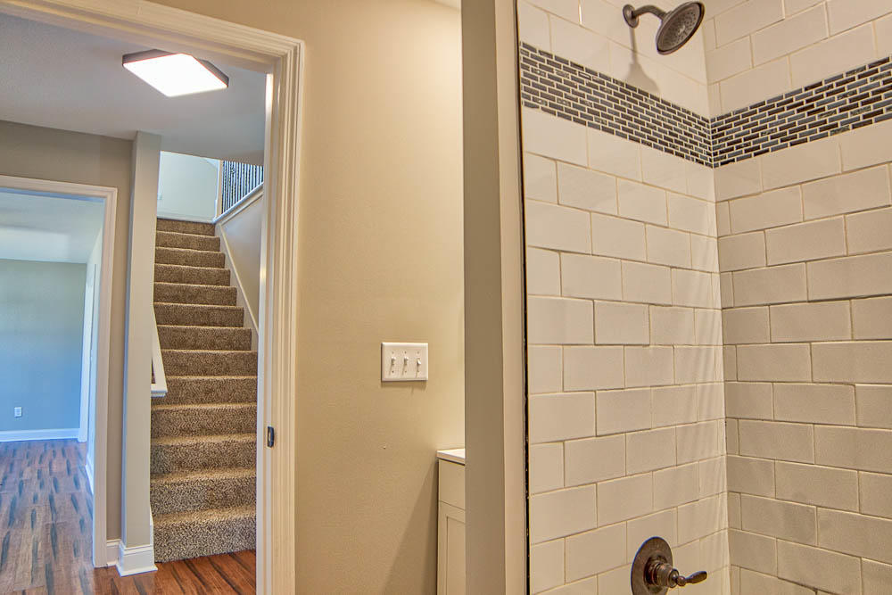 500 Forrest Road Fort Oglethorpe, GA 30742 - Photo 13 of 31 bathroom 3