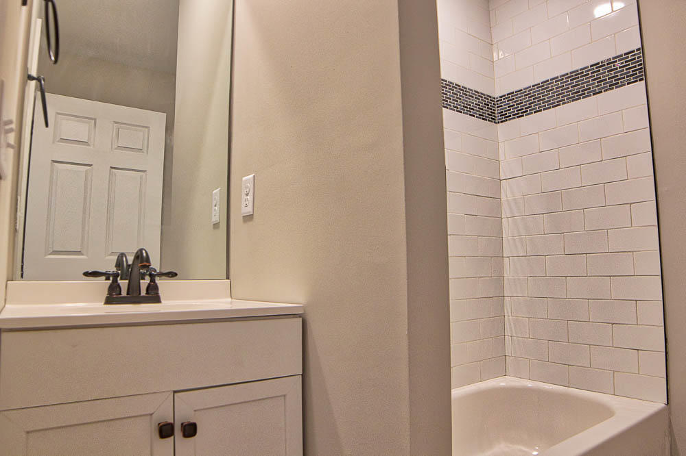 500 Forrest Road Fort Oglethorpe, GA 30742 - Photo 15 of 31 bathroom