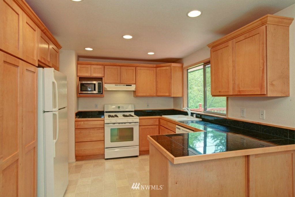 22529 1st Drive Southeast Bothell, WA 98021 - Photo 2 of 14