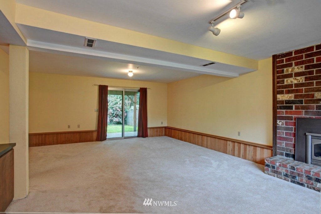 22529 1st Drive Southeast Bothell, WA 98021 - Photo 11 of 14