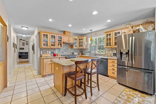 $849,950 | 7203 Erna Lane, Sedro-Woolley, WA 98284