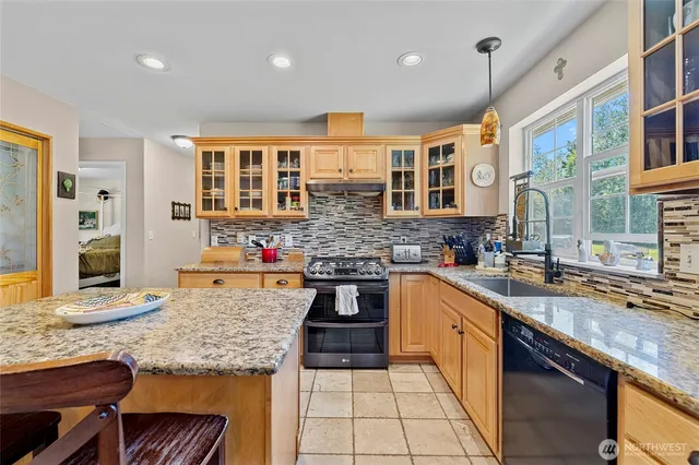 $849,950 | 7203 Erna Lane, Sedro-Woolley, WA 98284