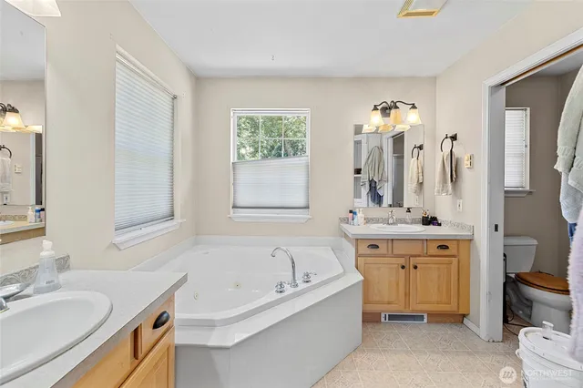 $849,950 | 7203 Erna Lane, Sedro-Woolley, WA 98284