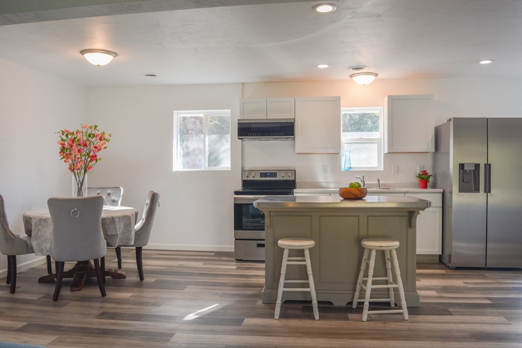 5498 Forest Road Sturgeon Bay, WI 54235 - Photo 12 of 46 Gallery Image 12