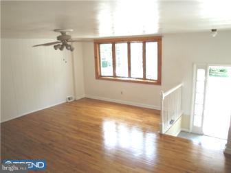 1339 Powell Road Brookhaven, PA 19015 - Photo 3 of 9 Living Room