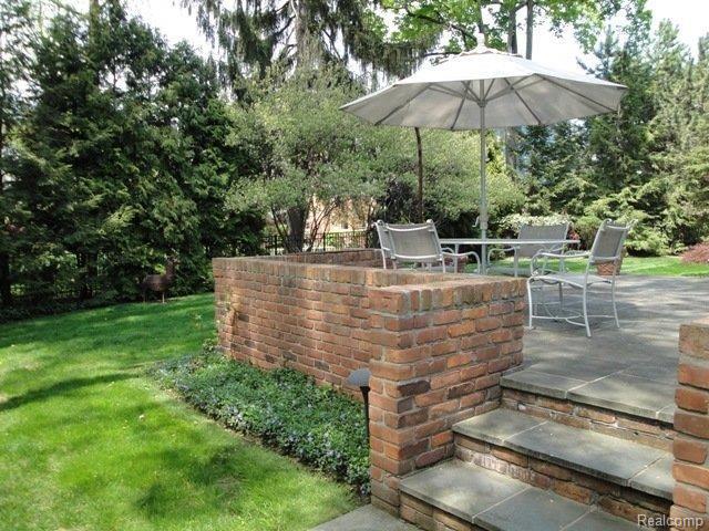 237 Ridge Road Grosse Pointe, MI 48236 - Photo 25 of 25 DSC01567.JPG