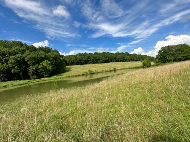 2244 Baptist Branch Road Mount Pleasant, TN 38474 - Photo 19 of 47 a view of an ocean and beach