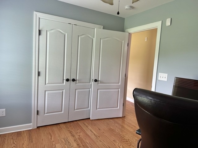 2244 Baptist Branch Road Mount Pleasant, TN 38474 - Photo 41 of 47 a view of a livingroom with wooden floor and closet