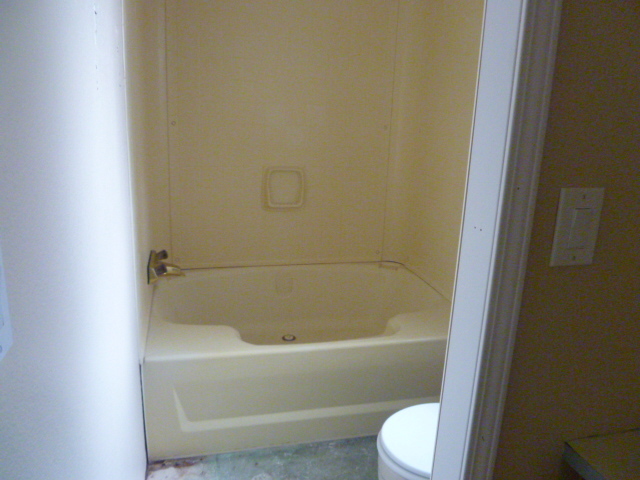 16753 Power Line Road Redding, CA 96001 - Photo 5 of 7 Master bath