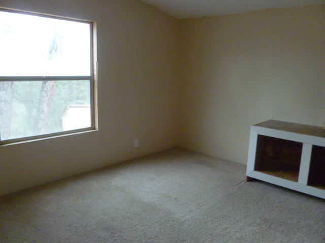 16753 Power Line Road Redding, CA 96001 - Photo 7 of 7 bed 2