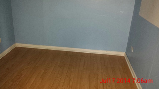 904 Ridge Square, Unit 105 Elk Grove Village, IL 60007 - Photo 11 of 12 a view of room