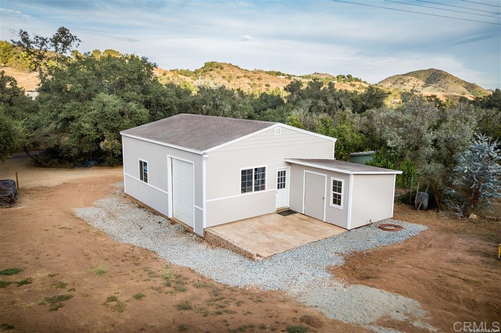 33230 Lilac Road Valley Center, CA 92082 - Photo 21 of 24