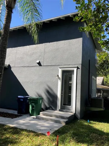 $3,100 | 310 East Ford Street, Tampa, FL 33604