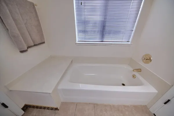 $639,950 | 110 Loma Prieta Circle, Tracy, CA 95376