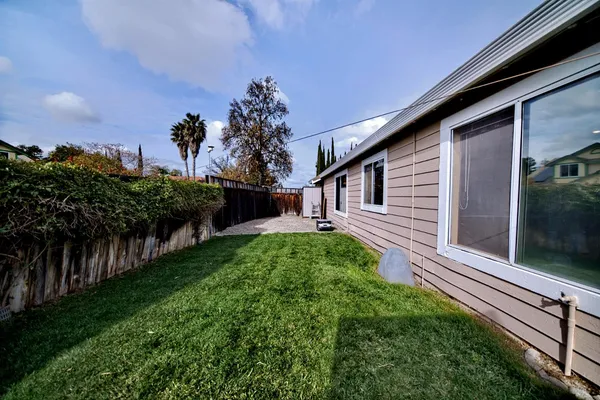 $639,950 | 110 Loma Prieta Circle, Tracy, CA 95376