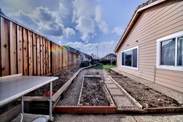 $639,950 | 110 Loma Prieta Circle, Tracy, CA 95376