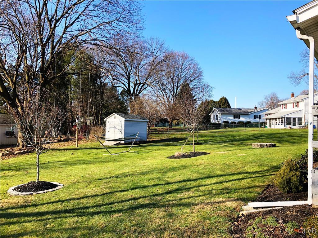 2015 Kensington Road Bethlehem, PA 18018 - Photo 19 of 23 Gallery Image 19