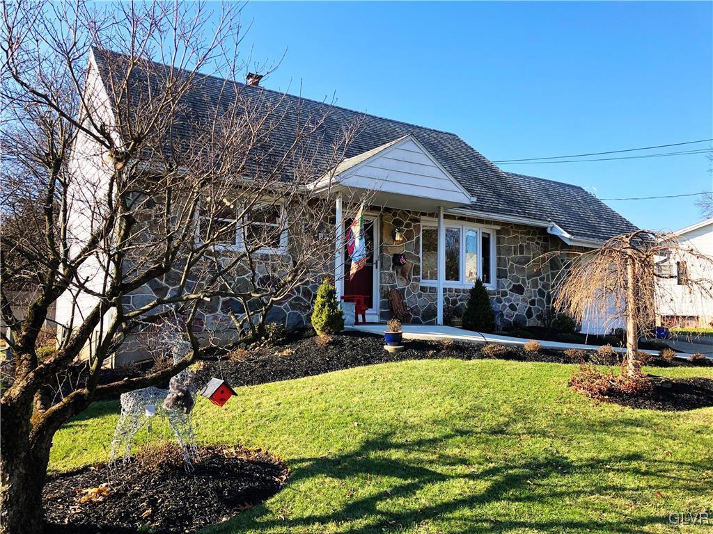 2015 Kensington Road Bethlehem, PA 18018 - Photo 2 of 23 Gallery Image 2