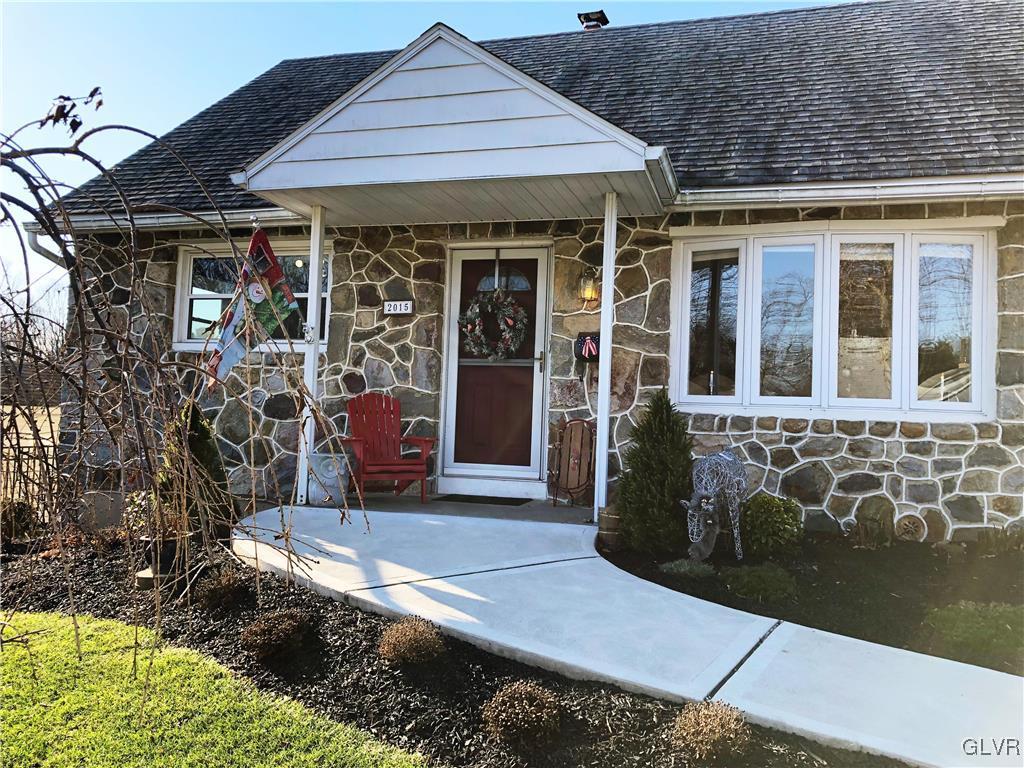 2015 Kensington Road Bethlehem, PA 18018 - Photo 3 of 23 Gallery Image 3