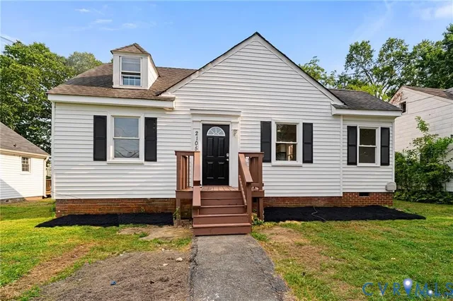 $329,000 | 2105 Clarke Street, Henrico, VA 23228