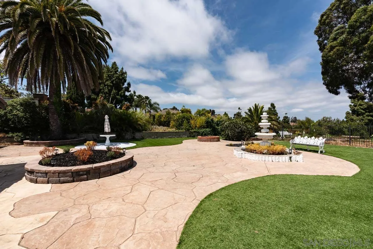 6271 Soledad Mountain Road La Jolla, CA 92037 - Photo 23 of 25