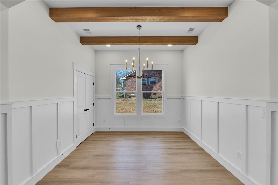1037 West Broad Street Iva, SC 29655 - Photo 10 of 30
