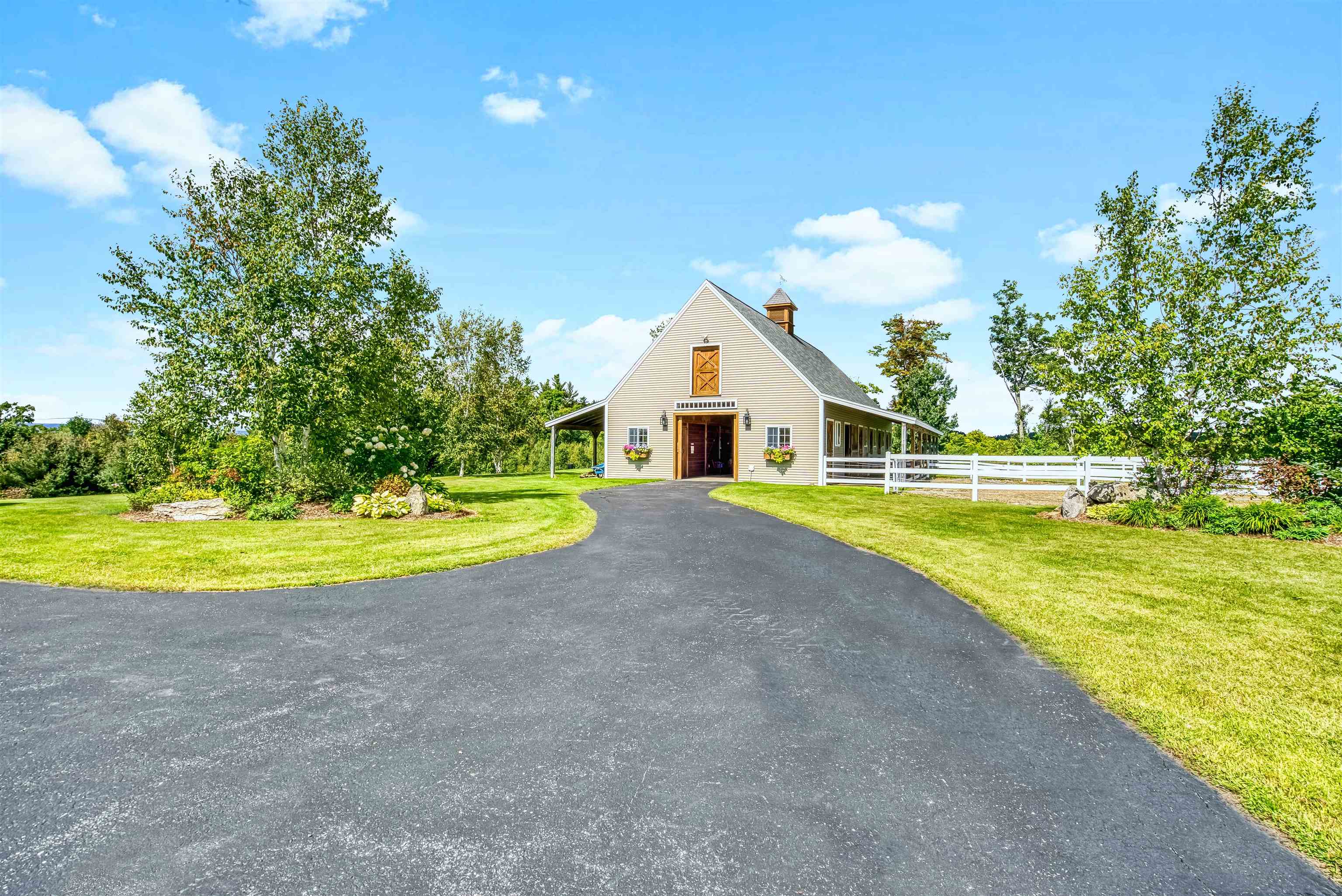 367 N Road Sunapee, NH 03782 - Photo 10 of 60