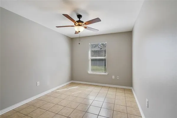 $1,600 | 1010 Elmer Street, Mandeville, LA 70448