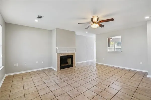 $1,600 | 1010 Elmer Street, Mandeville, LA 70448