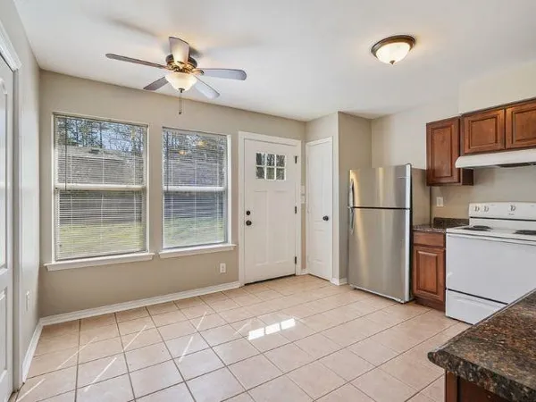 $1,600 | 1010 Elmer Street, Mandeville, LA 70448