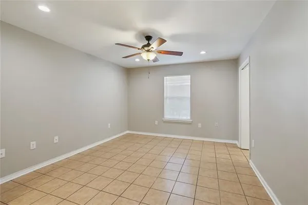 $1,600 | 1010 Elmer Street, Mandeville, LA 70448