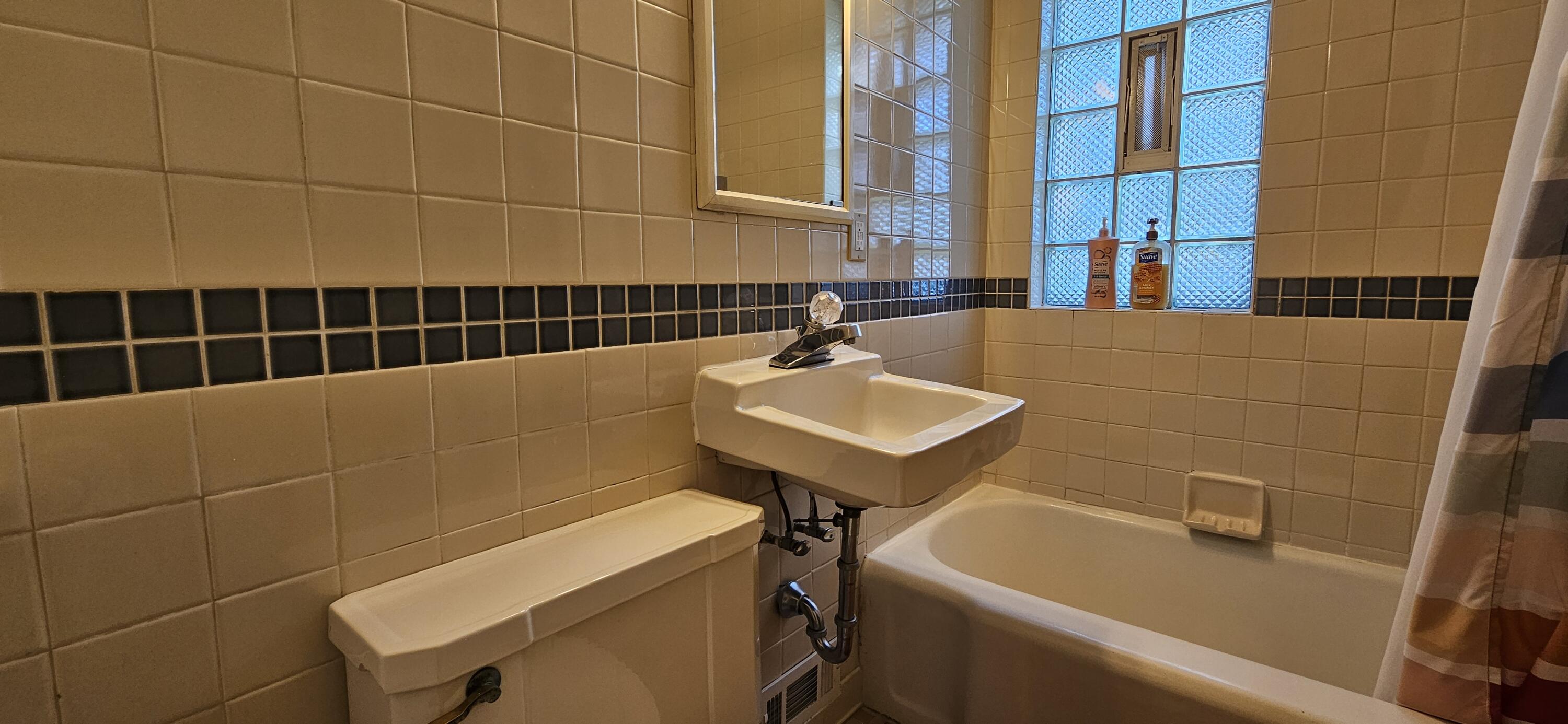 7515 Oak Avenue Gary, IN 46403 - Photo 55 of 116 3000x1386