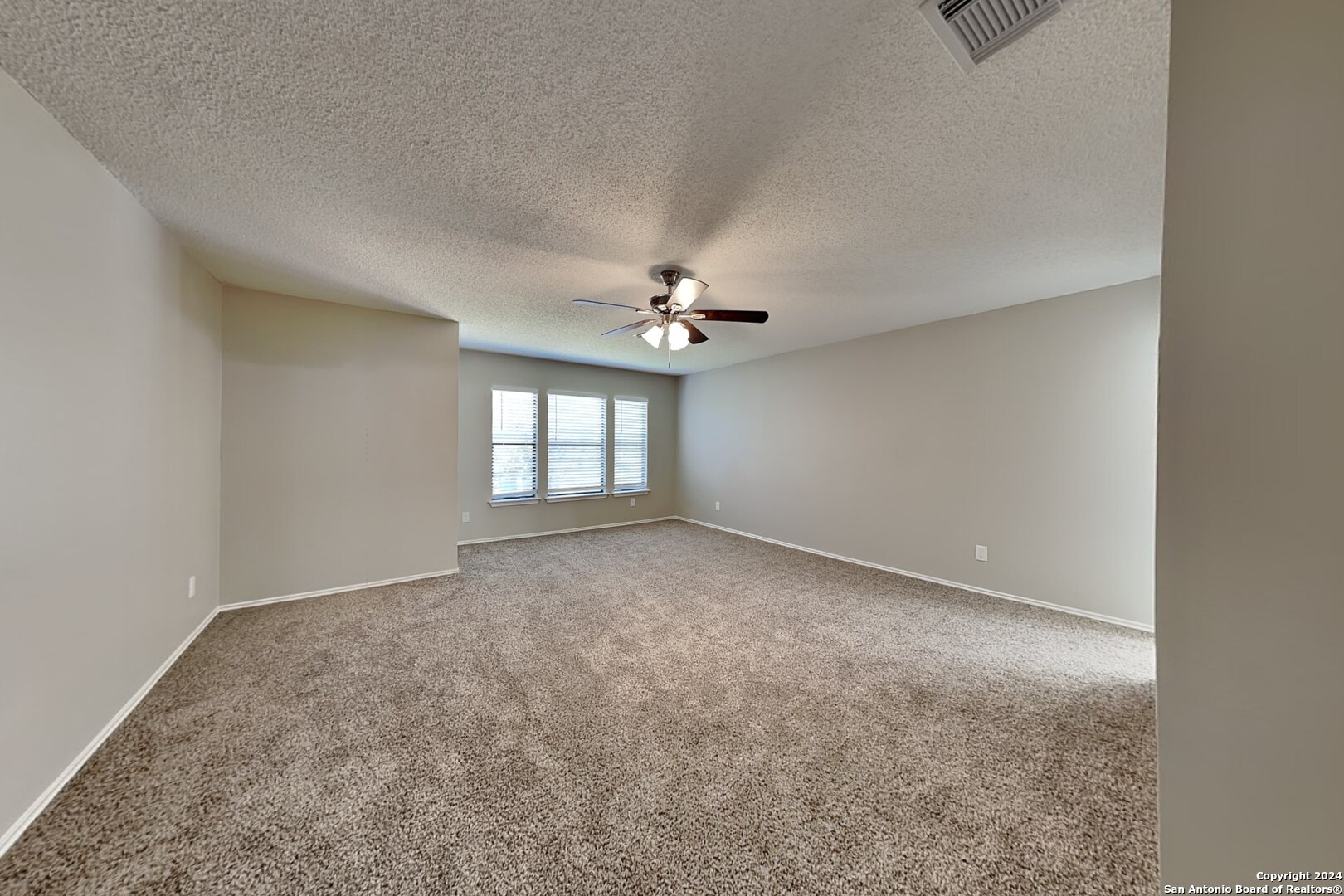 423 Irongate Ridge San Antonio, TX 78253 - Photo 11 of 26