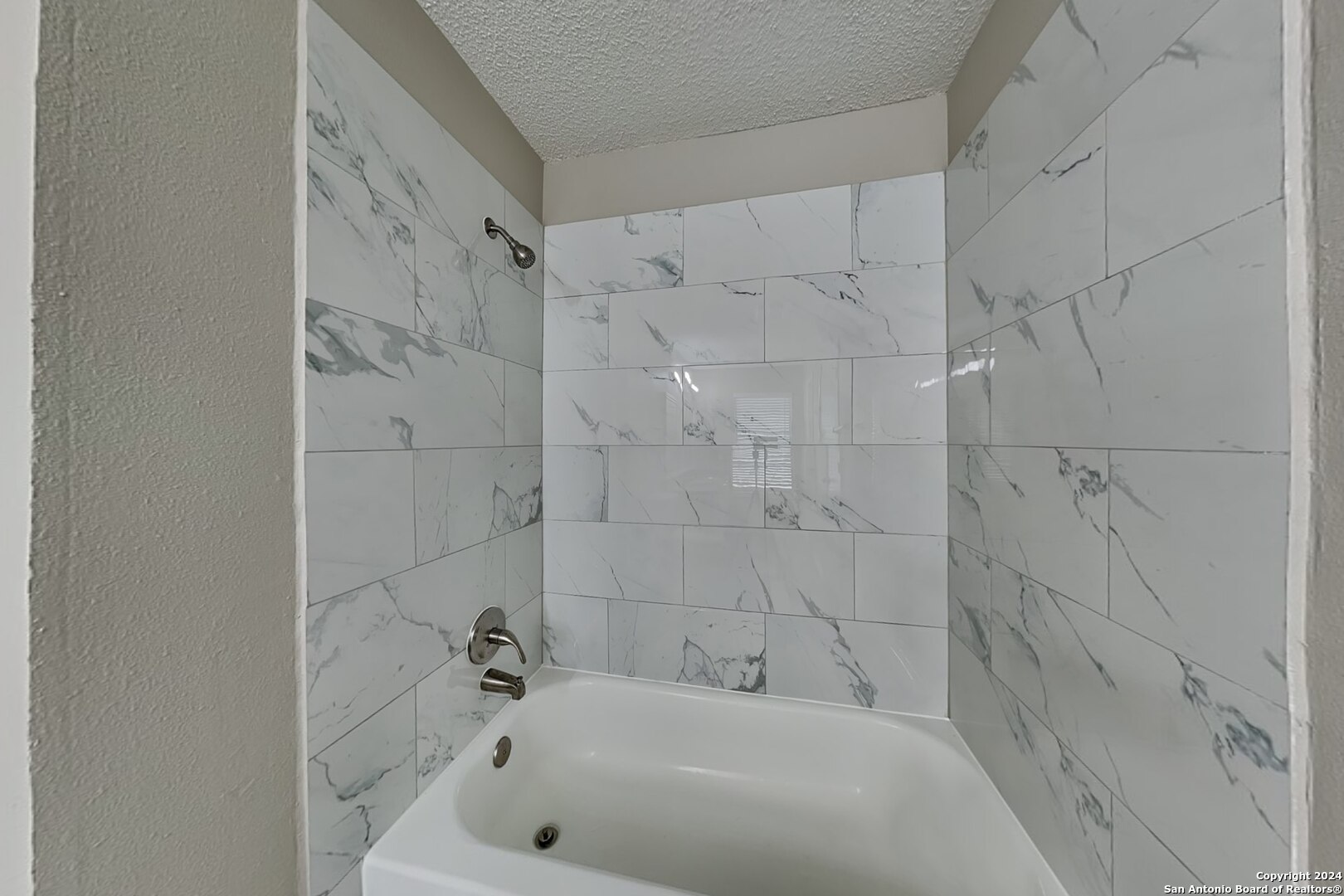 423 Irongate Ridge San Antonio, TX 78253 - Photo 14 of 26