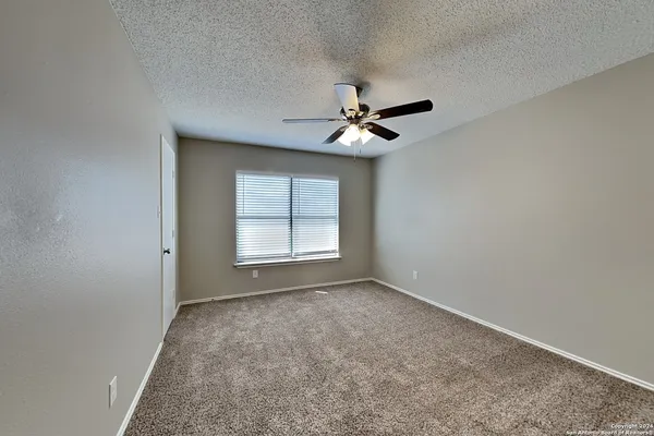 $2,275 | 423 Irongate Ridge, San Antonio, TX 78253