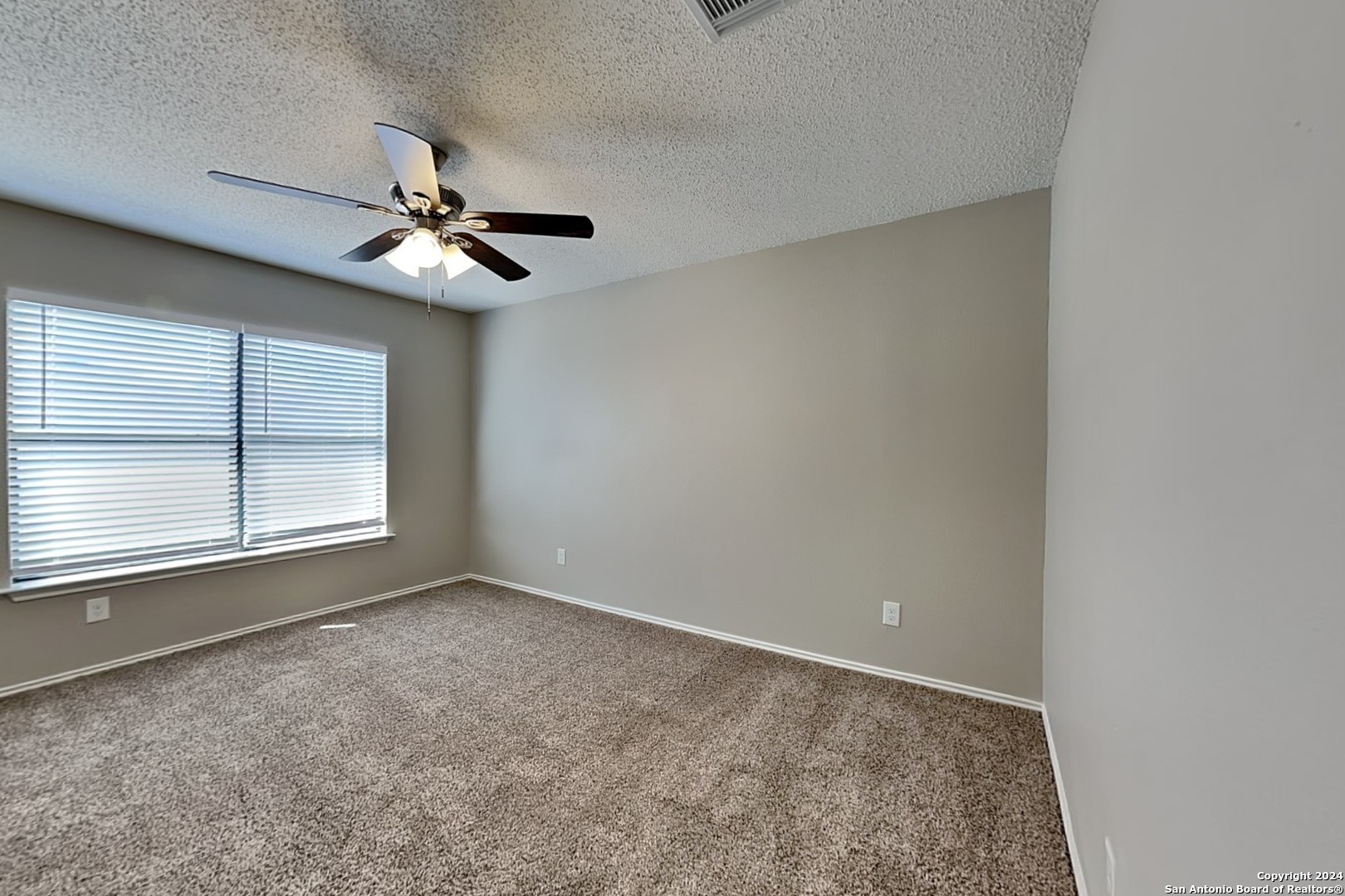 423 Irongate Ridge San Antonio, TX 78253 - Photo 16 of 26